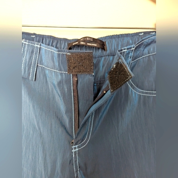 BNWOT Silence+Noise Women's Reflective Jogger/Track Pants with White Stitching - Picture 3 of 13